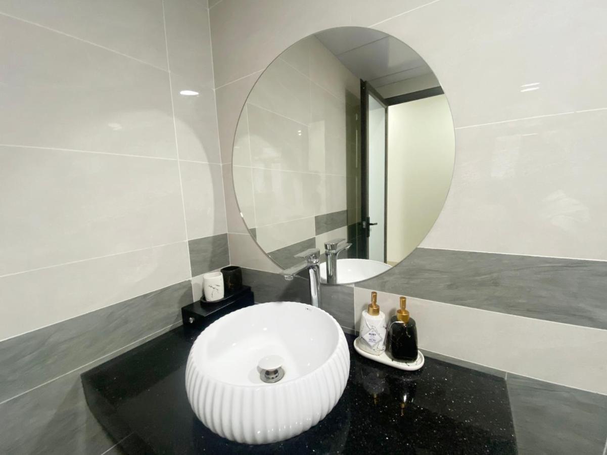 Ruby Hotel - Gan Trung Tam Khao Thi Dhtn Thai Nguyen Bagian luar foto