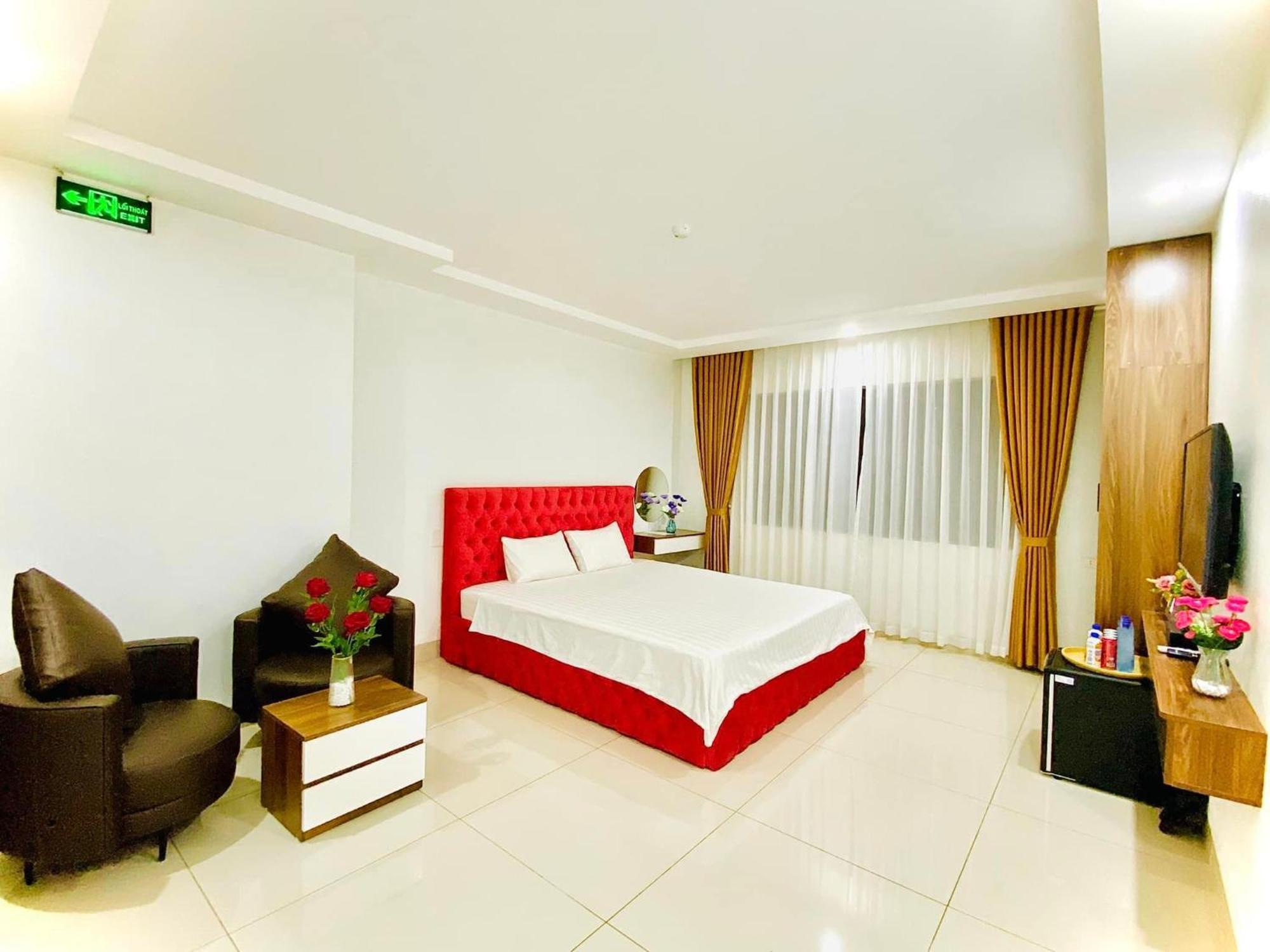 Ruby Hotel - Gan Trung Tam Khao Thi Dhtn Thai Nguyen Bagian luar foto